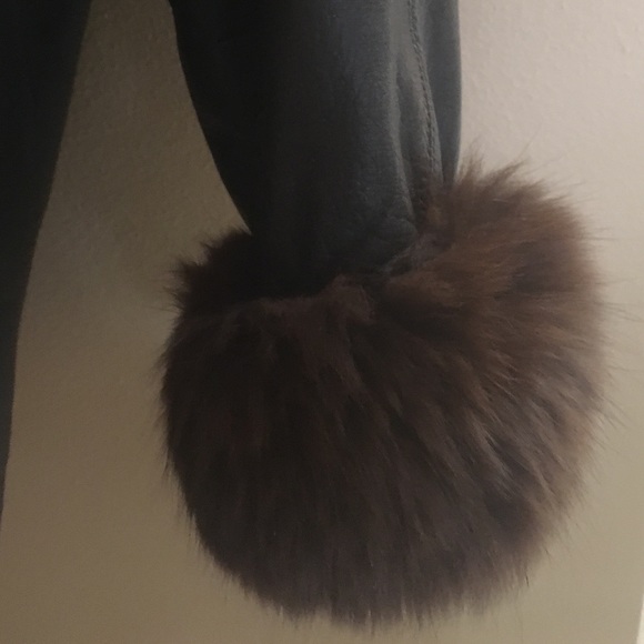 Leather & Genuine Fox Fur 3/4 Car Coat - Picture 3 of 8